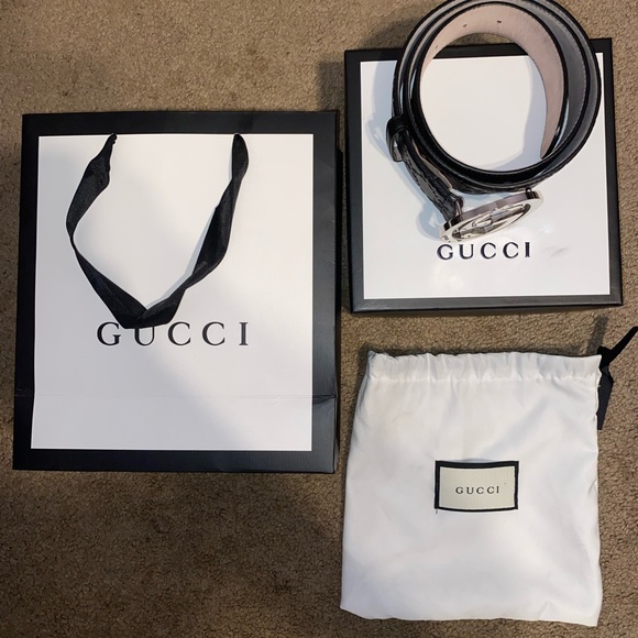Men’s Gucci Signature Belt!